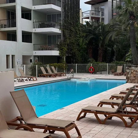 Antibes Port - Terrasse - Parking - Piscine Apartment Exterior photo